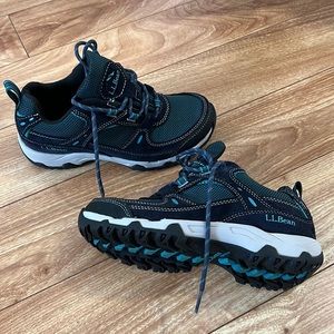 Women's Trail Model 4 Hiking Shoes